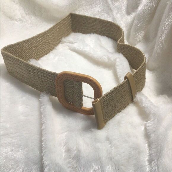 Set of two women’s boho belts in neutral colors NWT - Picture 3 of 6